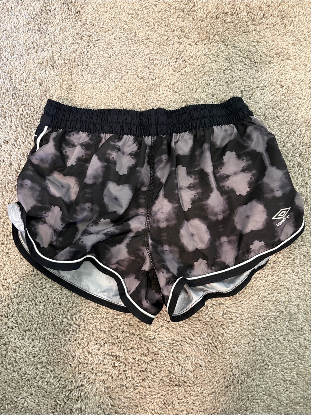 Umbro Black & Gray Tie-Dye Run Shorts